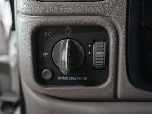 Used 1997 GMC Sierra 1500 4x4 Regular Cab w/ Marketing Option Pkg 3 image 24