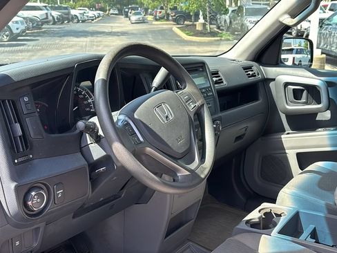 Used 2010 Honda Ridgeline RTS image 25