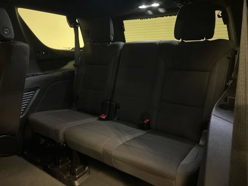 Used 2024 GMC Yukon SLE AWD/4WD image 18
