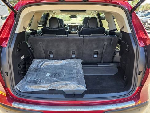 Used 2023 Subaru Ascent Touring AWD/4WD image 14
