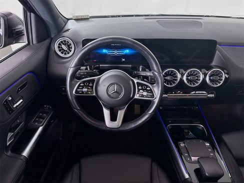 Used 2023 Mercedes-Benz GLA 250 4MATIC image 18