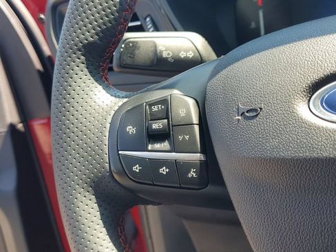 Certified 2023 Ford Escape ST-Line w/ Tech Pack #1 AWD/4WD image 17