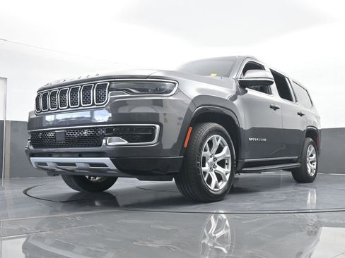 Used 2022 Jeep Wagoneer Series II image 58