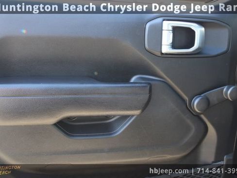 Used 2023 Jeep Wrangler Sport image 10