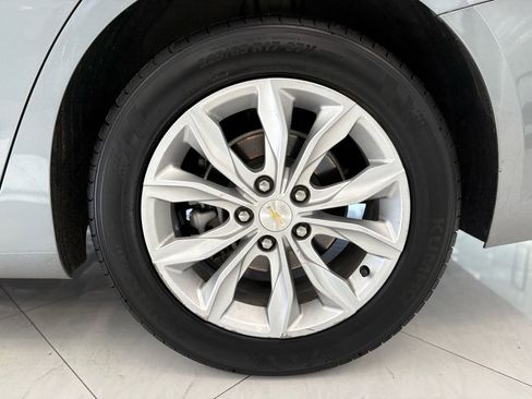 Used 2023 Chevrolet Malibu LT FWD image 38