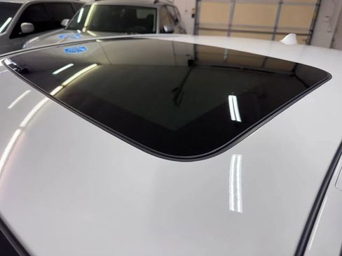 Used 2014 BMW 750Li xDrive 750Li xDrive Sedan 4D image 9