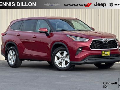 Used 2022 Toyota Highlander LE