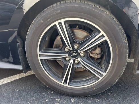 Used 2025 Ford Mustang Premium RWD image 8