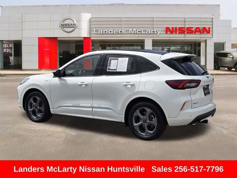 Used 2023 Ford Escape ST-Line w/ Tech Pack #1 FWD image 6