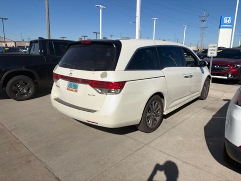 Used 2014 Honda Odyssey Touring Elite image 8