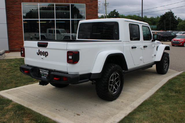 Used 2026 Jeep Gladiator Rubicon AWD/4WD image 37