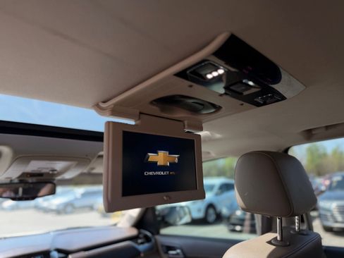 Used 2018 Chevrolet Tahoe LT image 32