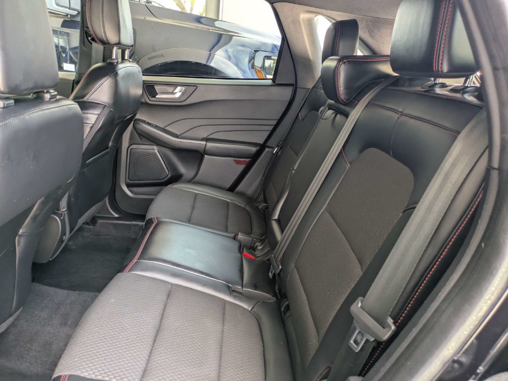 Used 2023 Ford Escape ST-Line w/ Tech Pack #1 FWD image 15