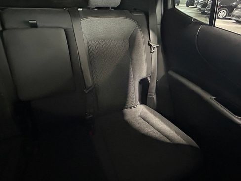 Used 2022 Chevrolet Equinox LT FWD image 14