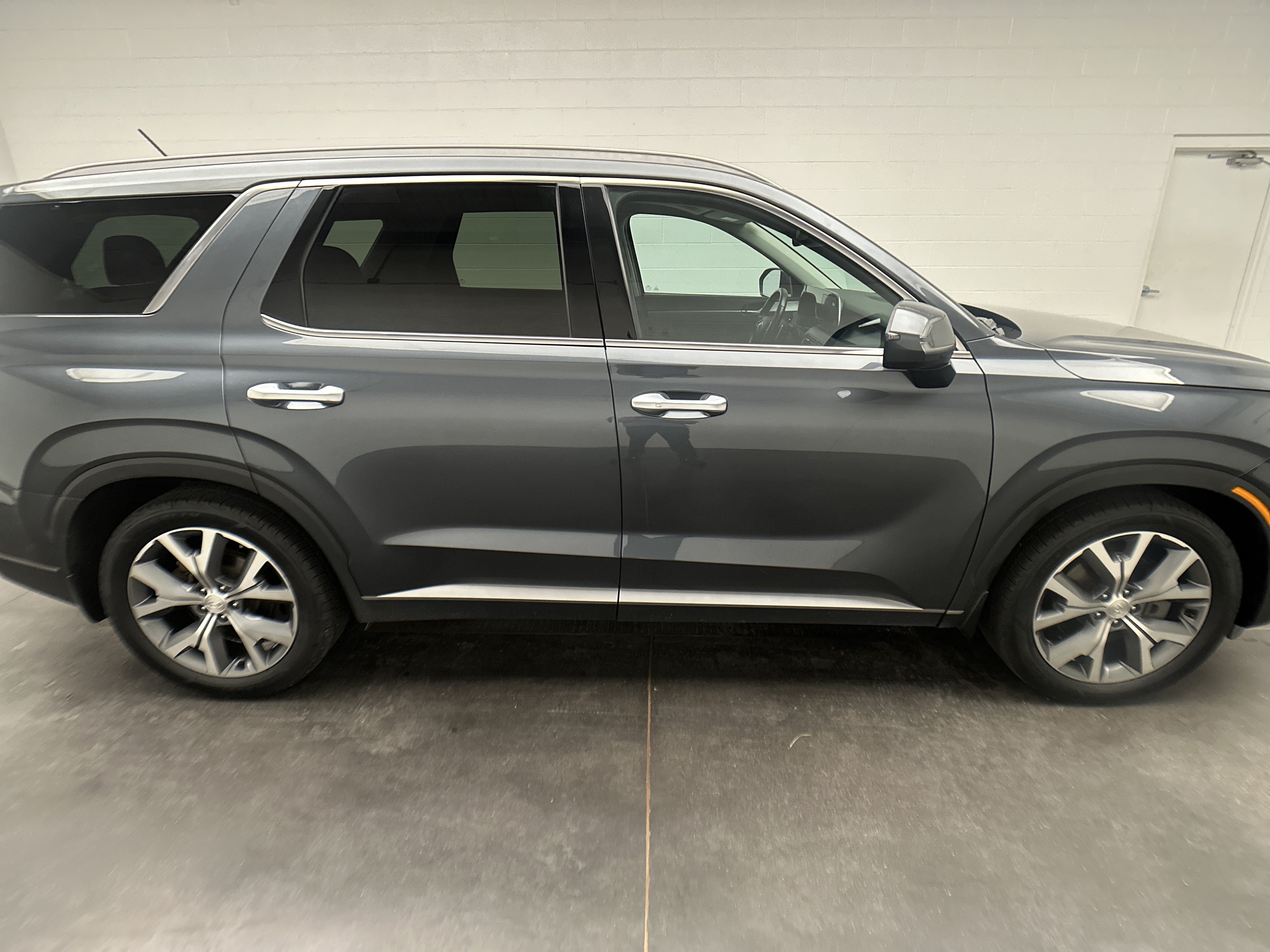 Used 2020 Hyundai Palisade SEL w/ Convenience Package AWD/4WD image 11