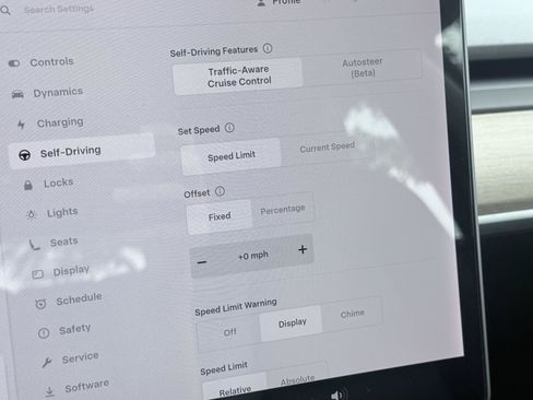 Used 2019 Tesla Model 3 Standard Range RWD image 61