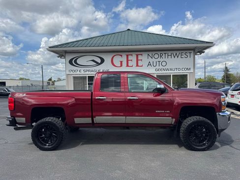 Used 2015 Chevrolet Silverado 2500 LTZ AWD/4WD image 3