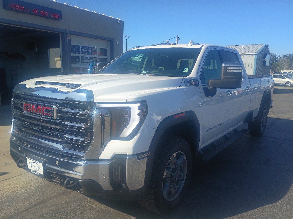 Used 2025 GMC Sierra 3500 SLT w/ SLT Premium Package AWD/4WD image 2