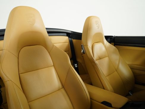 Used 2016 Porsche 911 Turbo S image 34