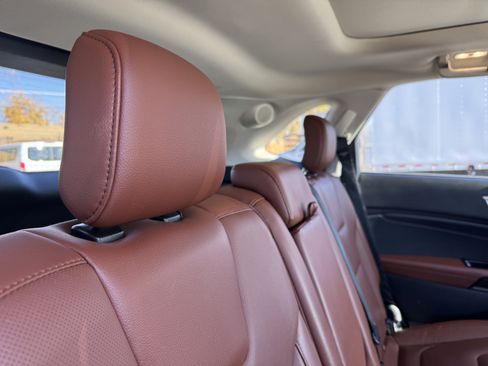 Used 2018 Ford Edge Titanium w/ Equipment Group 302A image 19