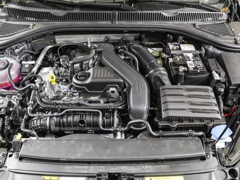 Used 2026 Volkswagen Jetta SE FWD image 45