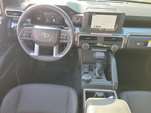 New 2026 Toyota 4Runner SR5 AWD/4WD image 26