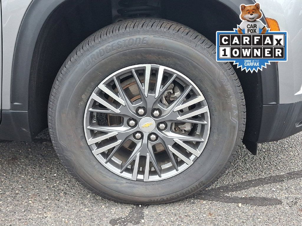Certified 2024 Chevrolet Traverse LT FWD image 11