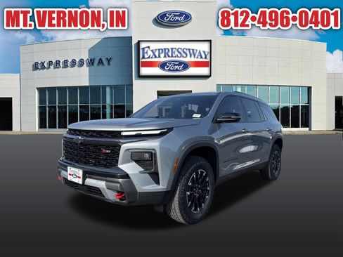 Used 2024 Chevrolet Traverse Z71 w/ Enhanced Driving Package AWD/4WD image 2