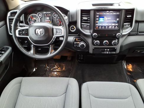 Used 2020 RAM 1500 Big Horn AWD/4WD image 16