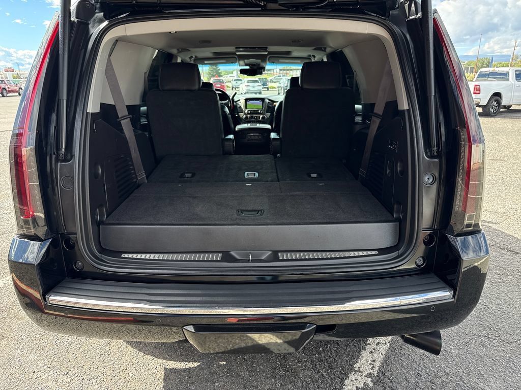 Used 2016 GMC Yukon Denali w/ Open Road Package AWD/4WD image 27