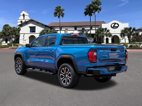 Used 2023 GMC Canyon AT4 w/ Technology Package AWD/4WD image 4