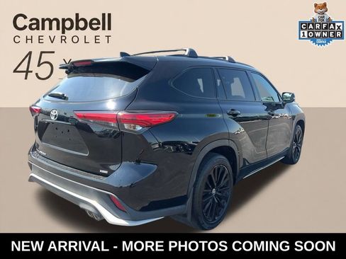 Used 2023 Toyota Highlander XSE FWD image 5