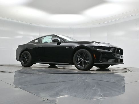 New 2026 Ford Mustang GT image 3