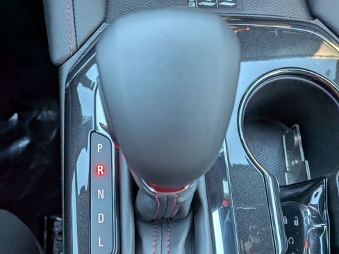 Certified 2025 Chevrolet Blazer RS w/ Driver Confidence II Package image 31