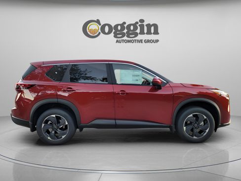 New 2026 Nissan Rogue SV image 5