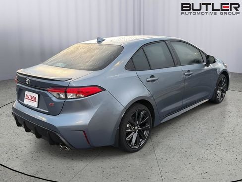 Used 2025 Toyota Corolla SE FWD image 6