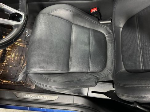 Used 2021 Jaguar E-PACE SE image 29