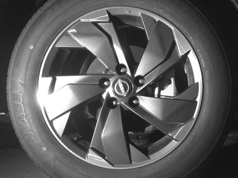 Used 2025 Nissan Rogue SV image 13