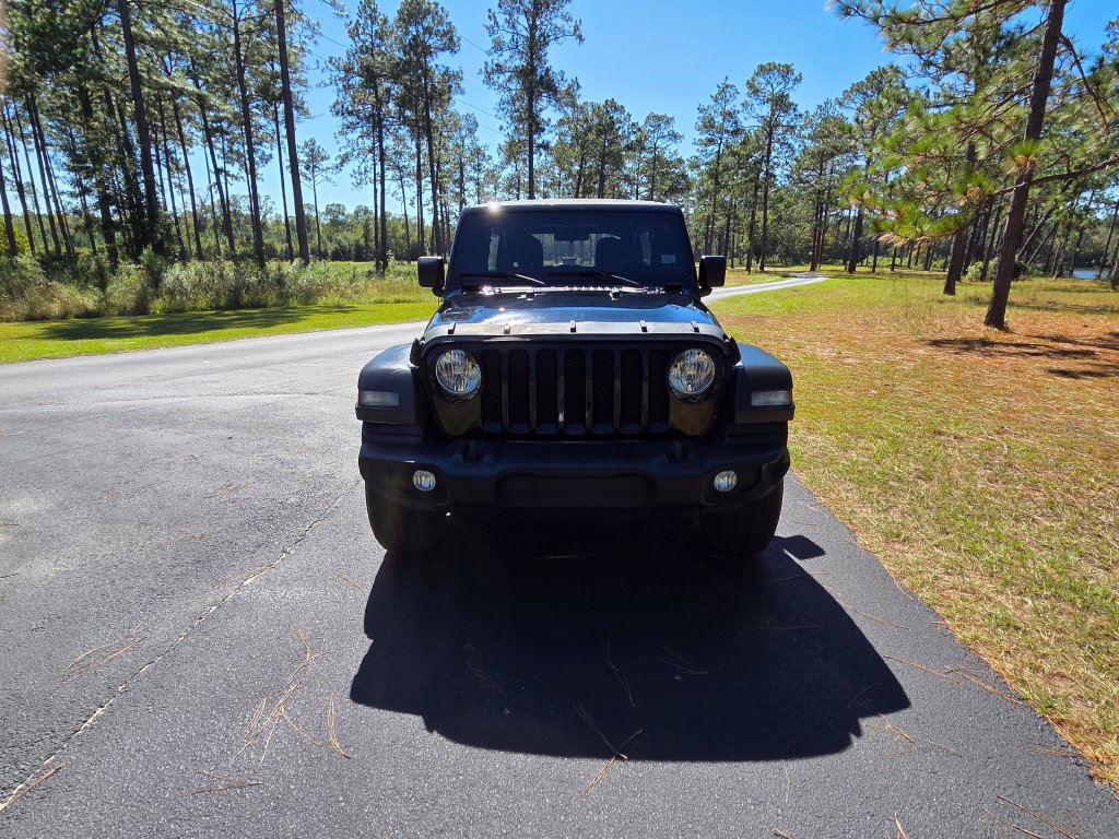 Used 2023 Jeep Wrangler Unlimited Sport AWD/4WD image 8