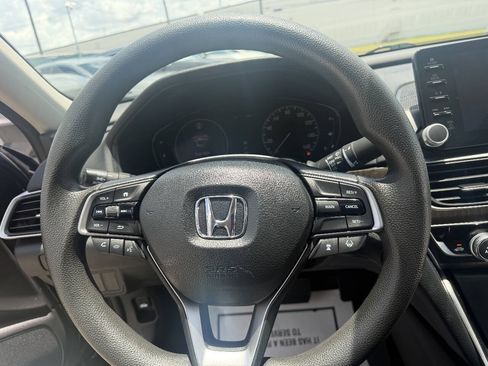 Used 2020 Honda Accord EX image 8