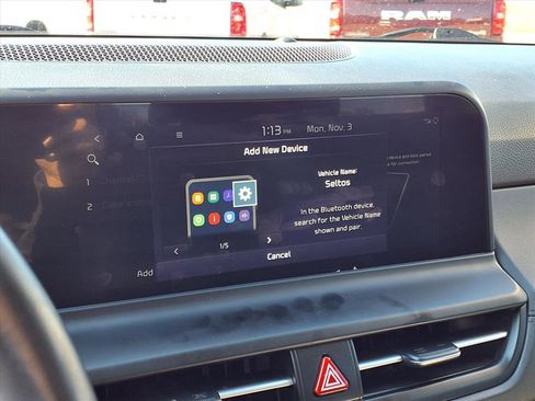 Used 2025 Kia Seltos EX image 7