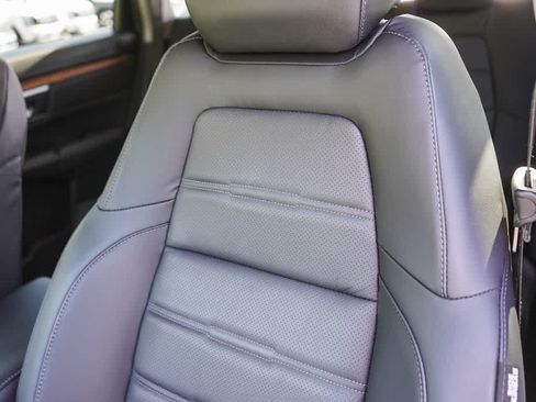Used 2019 Honda CR-V Touring image 26