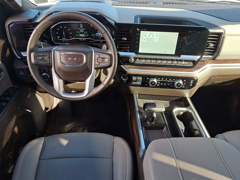 Used 2024 GMC Sierra 1500 SLT w/ SLT Premium Plus Package image 11