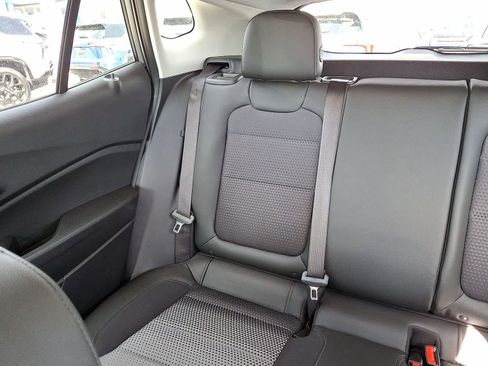 Used 2024 Chevrolet Trax LT w/ Driver Confidence Package FWD image 13