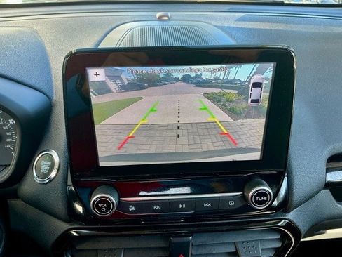 Used 2019 Ford EcoSport Titanium image 30