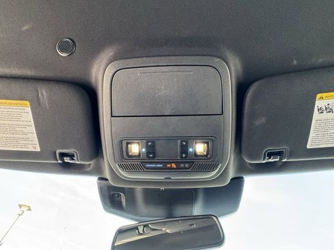 Used 2023 Ford Explorer ST-Line image 31