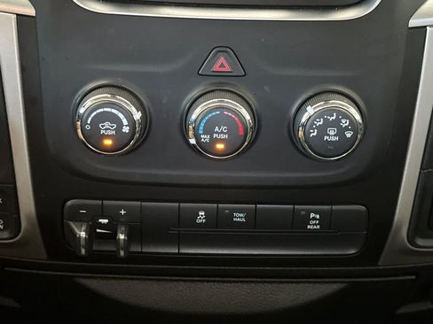 Used 2020 RAM 1500 Warlock AWD/4WD image 21