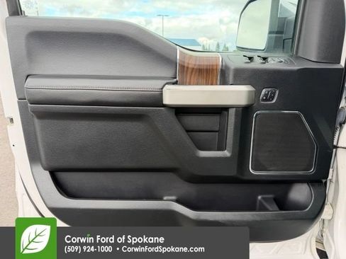 Used 2016 Ford F150 Lariat w/ Equipment Group 502A Luxury AWD/4WD image 19