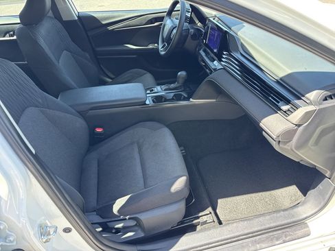 Used 2025 Toyota Camry LE FWD image 29