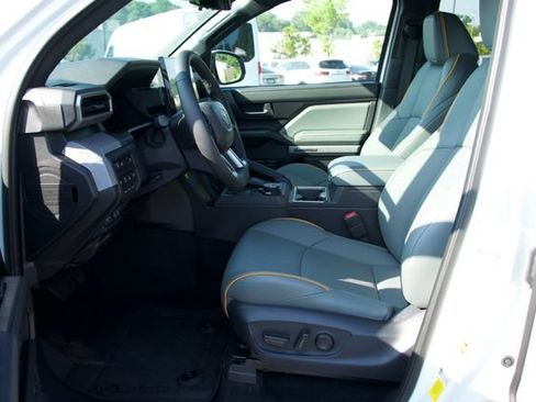 Used 2026 Toyota Tacoma 4x4 Double Cab Hybrid image 19